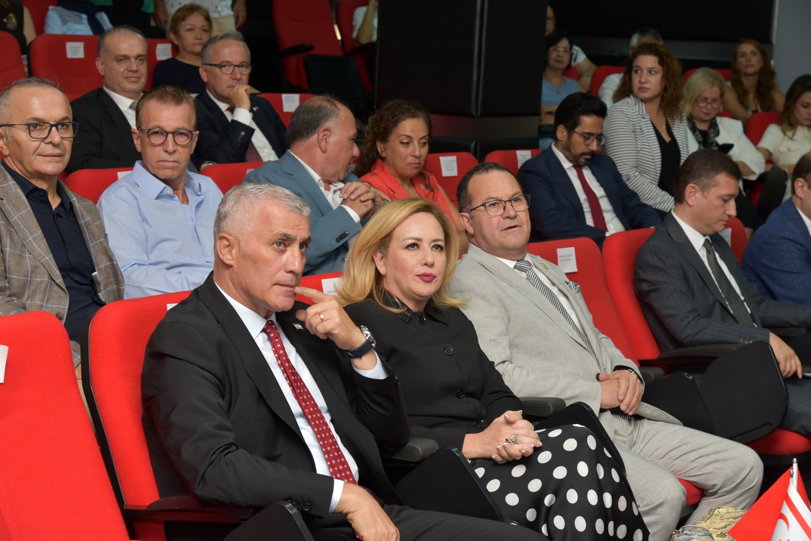 “II. Türkiye-Azerbaycan-Kuzey Kıbrıs Türk Cumhuriyeti Kadın Girişimciler Zirvesi” yapıldı 1 tim ktto panel haber brtden gel