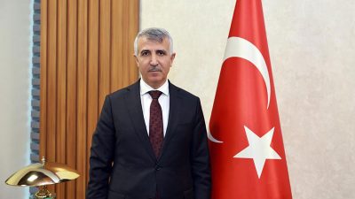 Kurtuluş mücadelesinin simge isimlerini de anan Ünlüer, Sütçü İmam’dan Arslan