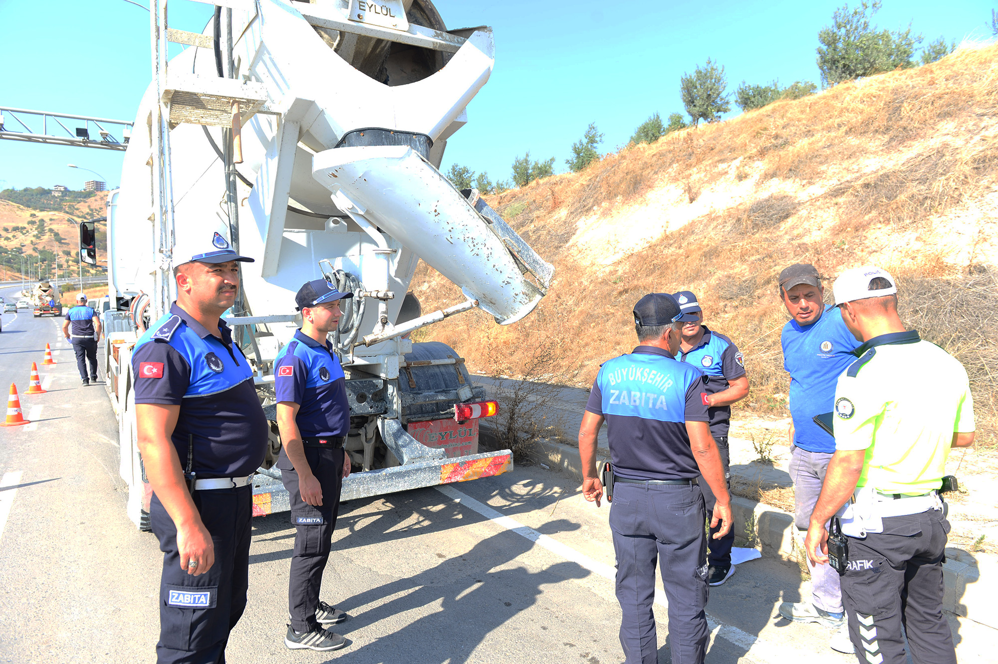 Büyükşehir’den Ağır Tonajlı Araçlara Sıkı Denetim