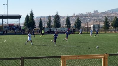 Müsabakayı Ankara bölgesinden Onur Bingöl, Yardımcı hakemler Mustafa Pelit ve