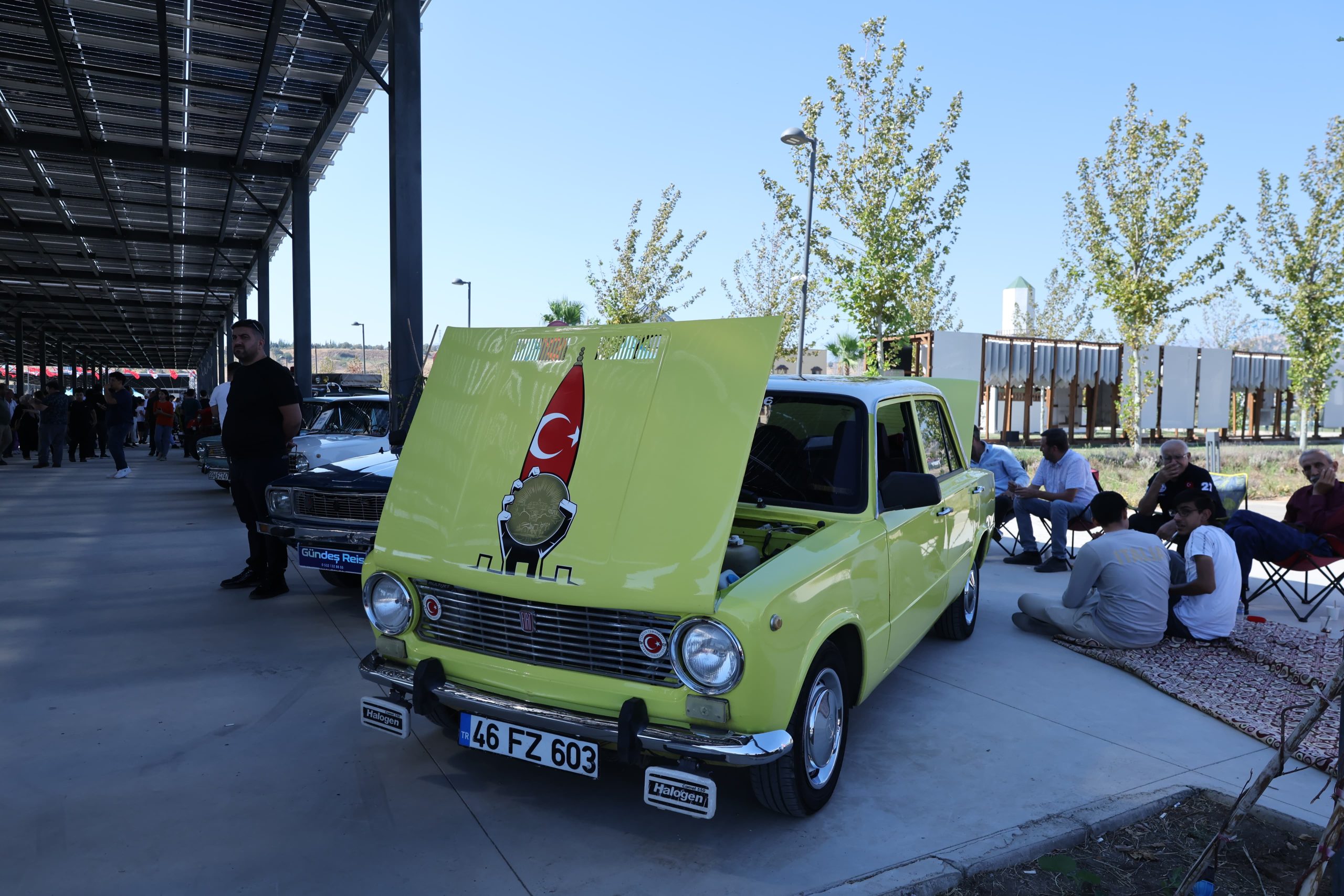 Kahramanmaraş Klasik Otomobil Festivali yoğun ilgi gördü