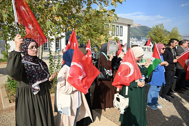 kahramanmarasta universite ogrencilerinden gazzeye destek