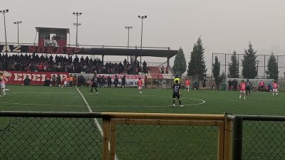 Maçın başlangıcında konuk takım Bornovaspor'un vuruşuyla başladı. Kahramanmaraşspor, saha ve