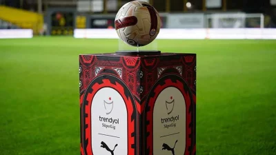 FIFA, Süper Lig'de mücadele eden Hatayspor'a Renat Dadashov dosyasından dolayı