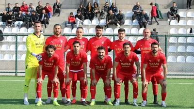 Maçın başından itibaren etkili bir oyun ortaya koyan kırmızı siyahlılar