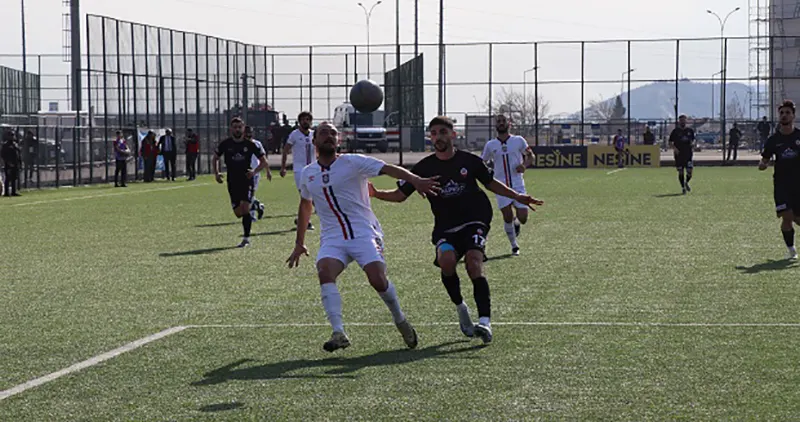 HG Hospital Kahramanmaraşspor Silifke Belediyespor’a 2-0 yenildi HG Hospital Kahramanmaraşspor, kendi sahasında oynadığı Silifkespor müsabakasından 2-0 yenilgiyle