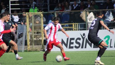 Maçın 2.yarısında İstiklalspor yeniden öne geçmek için baskısını artırırken bulduğu