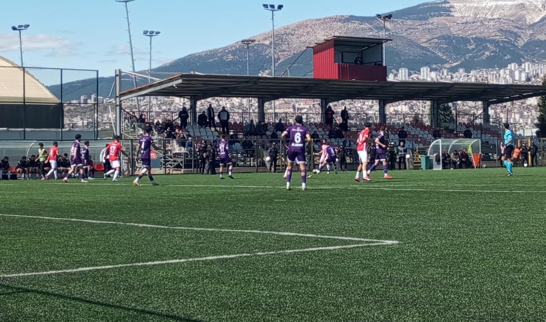 Kahramanmaraşspor, Artvin Hopaspor’a 0-1 Mağlup oldu Maçın başlama düdüğünün ardından etkili bir oyun sergileyen Artvin Hopaspor,