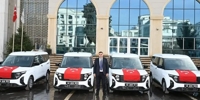 Türkoğlu Belediyesi Araç Filosunu Güçlendirdi Hizmet Kalitesi Artıyor Belediye bünyesine 4 yeni hizmet aracı kazandırıldığını belirten Başkan Karaca,