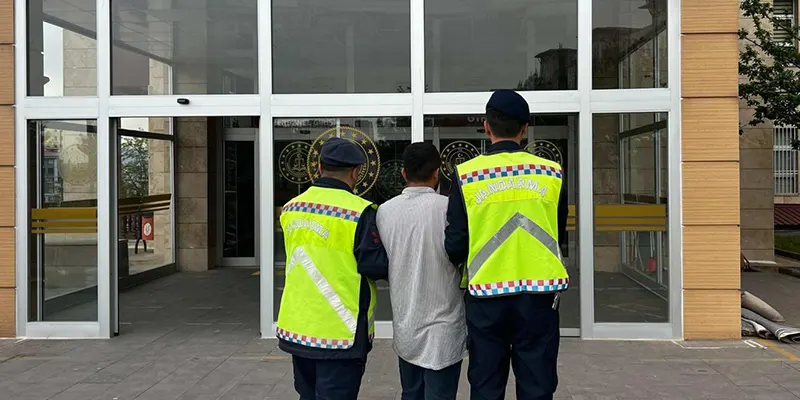 Operasyon kapsamında, uyuşturucu veya uyarıcı madde ticareti yapma veya sağlama