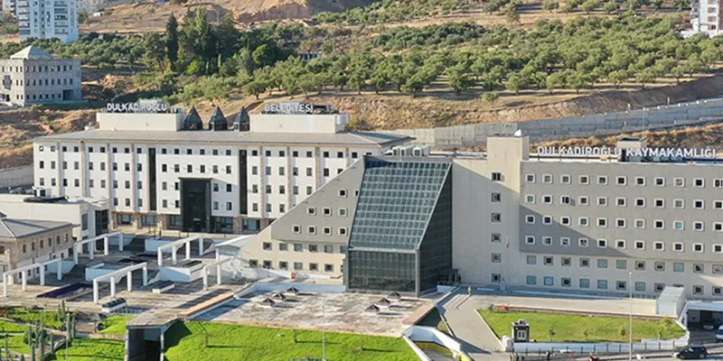 Bu kooperatiflerde tüm altyapı hizmetlerinin kooperatif üyeleri tarafından karşılanması gerekmektedir.