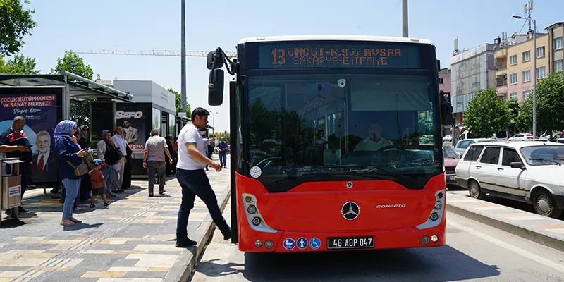 Kahramanmaraş Büyükşehir Belediyesi, Kurban Bayramı süresince vatandaşların bayram ziyaretlerini daha