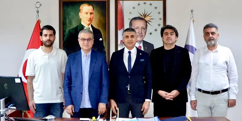 Ziyarete, Özel Sular Hastanesi Yönetim Kurulu Başkanı Arif Hasan Sular,