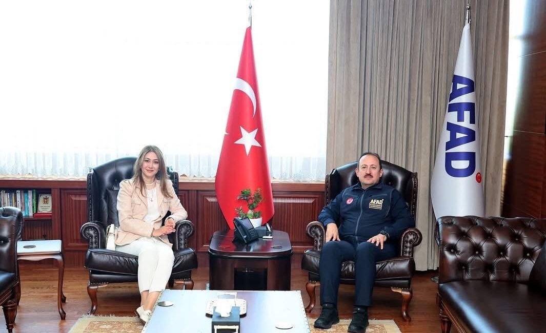 Milletvekili Zuhal Karakoç’tan AFAD’a Ziyaret Görüşmede, deprem sonrası yürütülen çalışmaların etkileri, vatandaşların beklentileri ve çözüm
