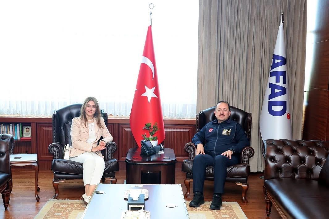 Milletvekili Zuhal Karakoç’tan AFAD’a Ziyaret 1 IMG WA