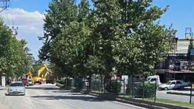 Kahramanmaraş’ta altyapı çalışmaları nedeniyle Diş Hastanesi Kavşağı ile eski Namık
