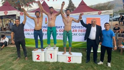 Elde edilen başarılarla ilgili kulüp yönetiminden yapılan açıklamada, “Bu kıymetli