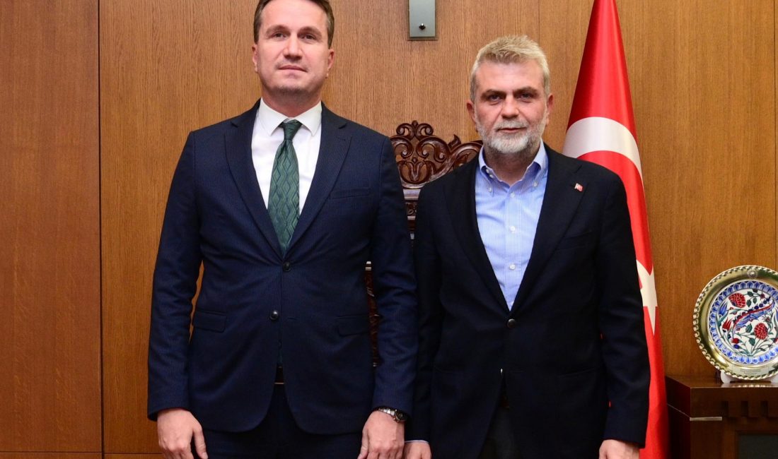 Görgel yaptığı açıklamada, “Büyükşehir Belediyemizde vekaleten Genel Sekreterlik görevini sürdüren