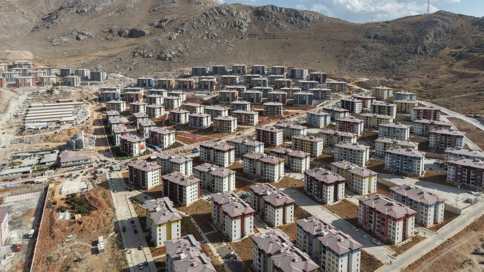 Başkan Görgel; “Şehrimizde 45 Bin 352 Konut ve İşyerinin Teslimi Yapıldı 1 Konut Teslimi ()