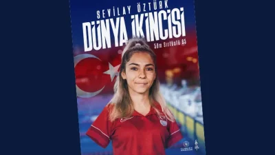 Kadınlar 50 metre sırtüstü S5 kategorisinde mücadele eden Öztürk, 43.75’lik