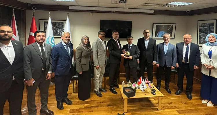 Ertaş, “Artık bildiğiniz anlamda Doğu-Batı kavramları kalmadı” ifadeleriyle çok yönlü