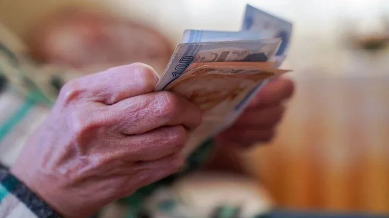TES’te Emeklilik Yaşı ve Devlet Katkısı Belli Oldu: Yeni Sistem 2026’da Başlıyor 1 teste emeklilik yasi ve devlet katkisi belli oldu yeni sistem da basliyor