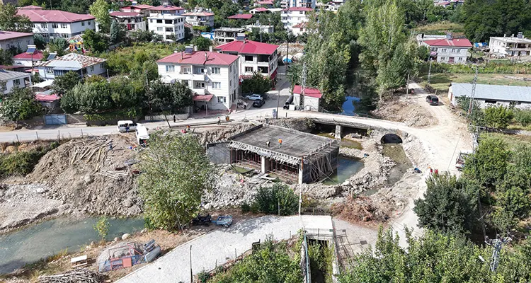 buyuksehir yeni kopru ve menfez insa ediyor