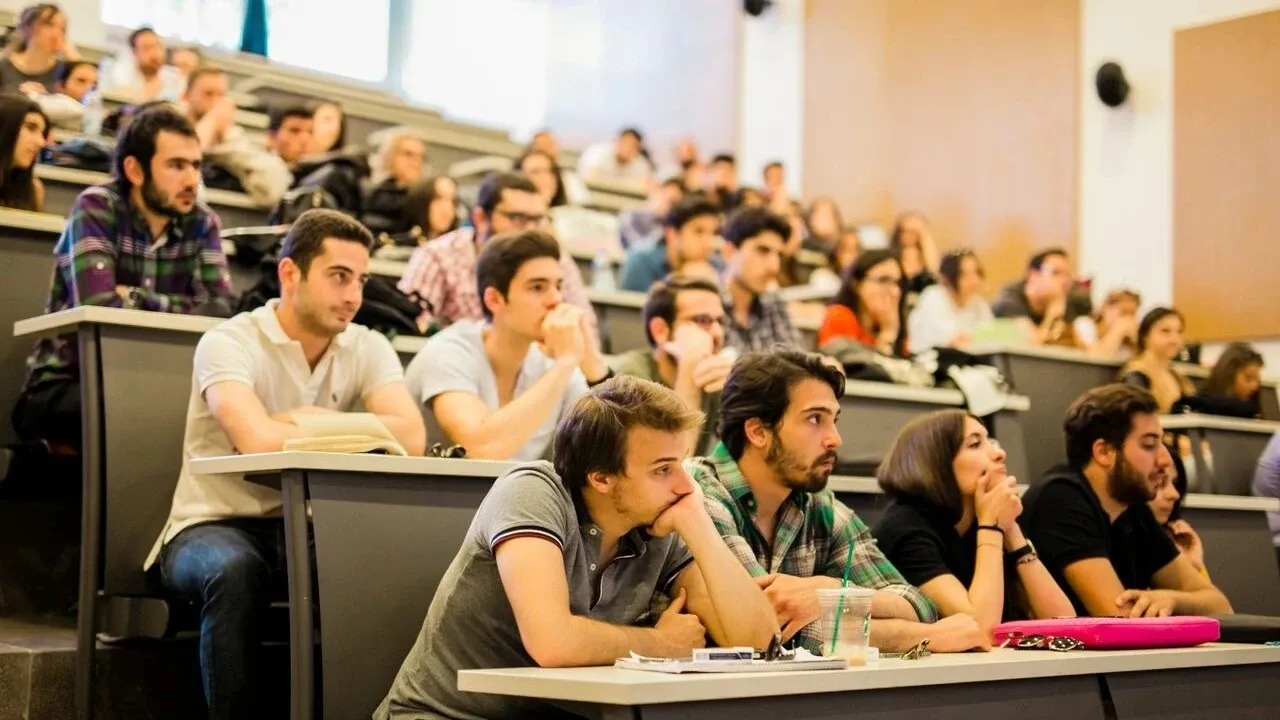 ek kontenjanla yerlesen ogrenciler icin gsb yurt basvurulari basladi