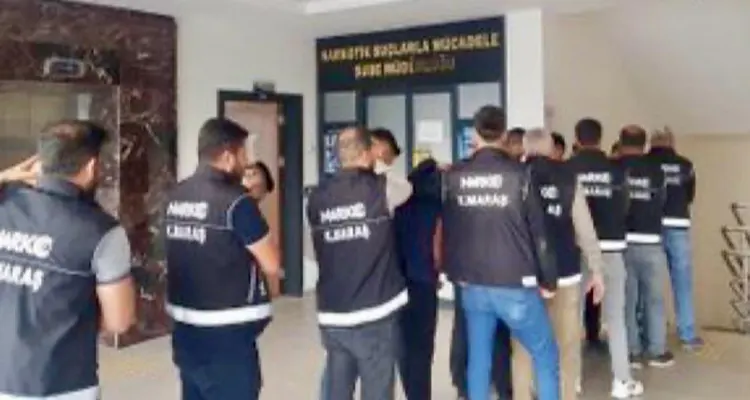 Kahramanmaraş’ta Narkotik Operasyonu: 19 Gözaltı, 15 Tutuklama Edinilen bilgiye göre; Kahramanmaraş Narkotik Suçlarla Mücadele Şube Müdürlüğü ekiplerince