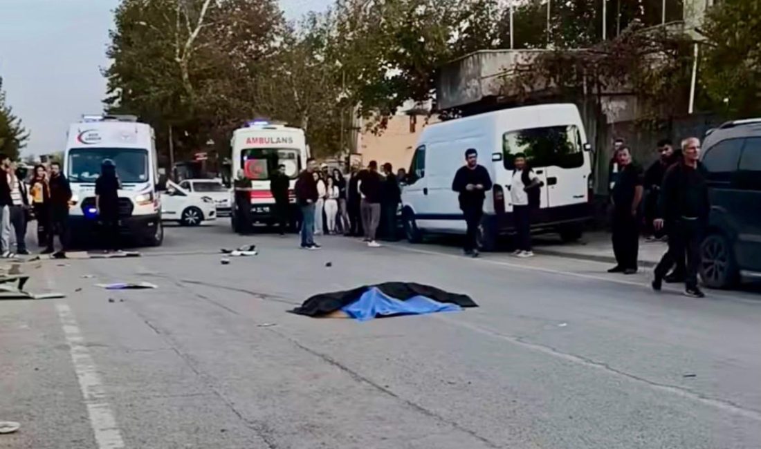 Kahramanmaraş’ta feci kaza: 11 yaşındaki çocuk hayatını kaybetti Edinilen bilgilere göre, iddiaya göre aşırı hızlı seyreden bir otomobil,