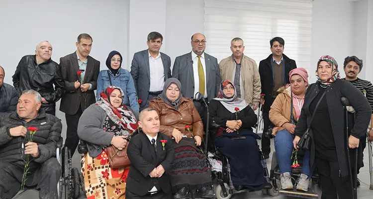 Dulkadiroğlu Belediye Başkanı Mehmet Akpınar, 3 Aralık Dünya Engelliler Günü