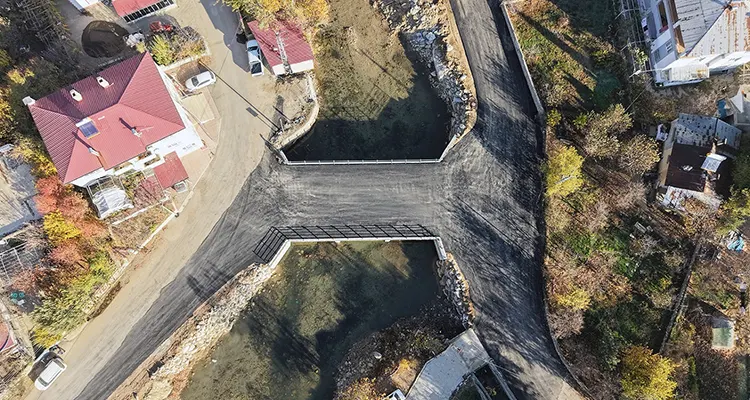 Kahramanmaraş Büyükşehir Belediyesi, şehir genelinde ulaşım altyapısını güçlendirmek ve vatandaşlara