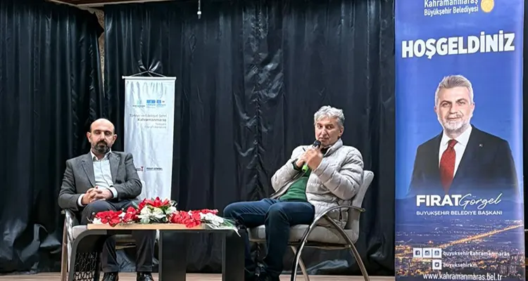 Yazar Mustafa Köneçoğlu, gençlere edebiyatın şehir kimliğine katkısını ve Kahramanmaraş’ın