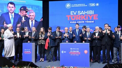 Programda konuşan Büyükşehir Belediye Başkanı Fırat Görgel, 6 Şubat depremlerinin