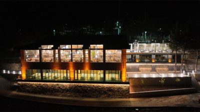 Şairler Tepesi ve Çamlıca’da Ramazan Boyunca Uygun Fiyatlı, Lezzet Dolu İftar Sofraları Kahramanmaraş Büyükşehir Belediyesi, Ramazan ayının manevi atmosferini şehrin eşsiz manzaralarıyla