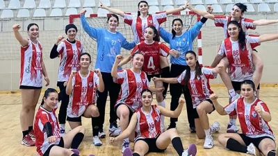 Karşılaşma boyunca sahaya yansıttığı mücadele gücü ve disiplinli oyun anlayışıyla