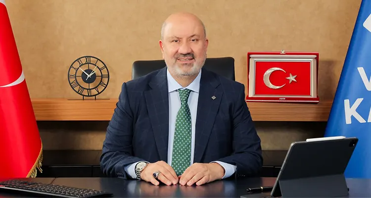 Mehmet Ali Akben, KMTSO Yüksek İstişare Kurulu’nda Uludağ Üniversitesi İktisadi ve İdari Bilimler Fakültesi İşletme Bölümü mezunu