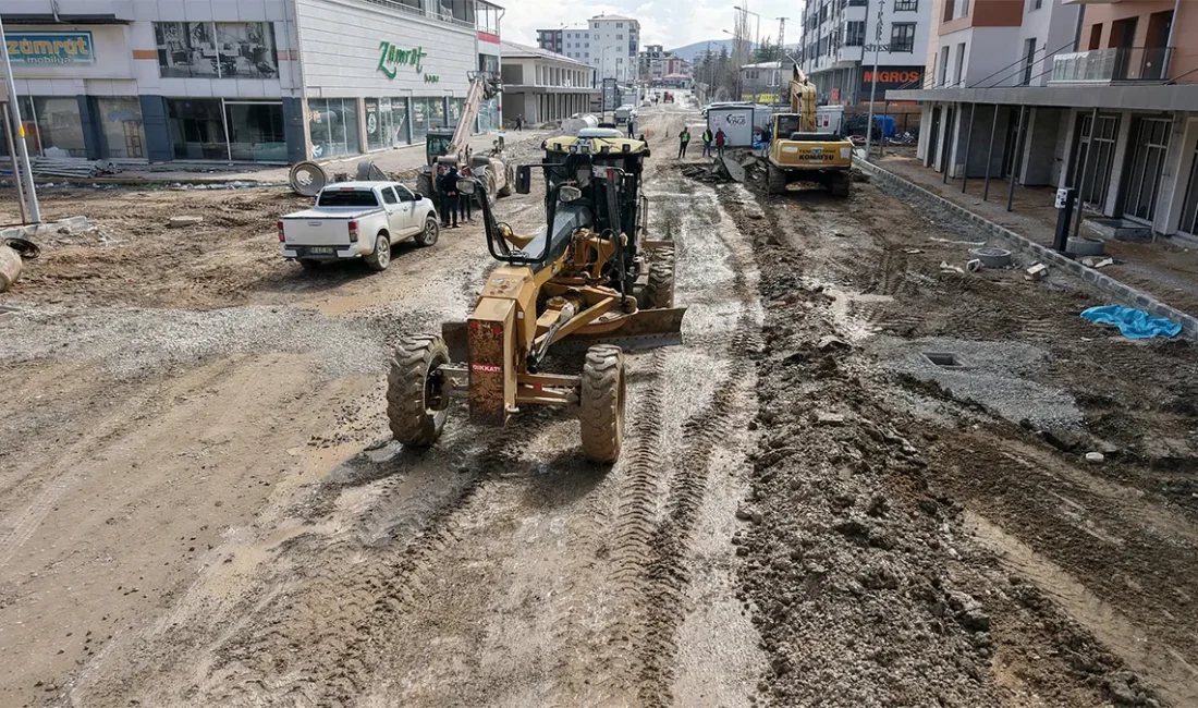 Kahramanmaraş Büyükşehir Belediyesi, Elbistan’ın önemli ulaşım akslarından Hacı Esat Efendi