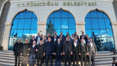 Programına Onikişubat ilçesinde başlayan Osmanağaoğlu, partililerle birlikte Mağralı Mahallesi’nde bulunan