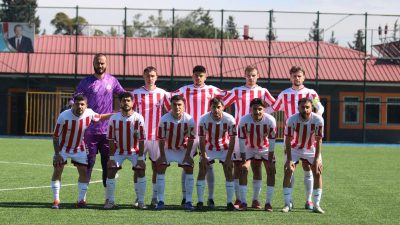 Maçın son bölümünde baskısını artıran Kahramanmaraşspor, uzatma dakikalarında aradığı golü
