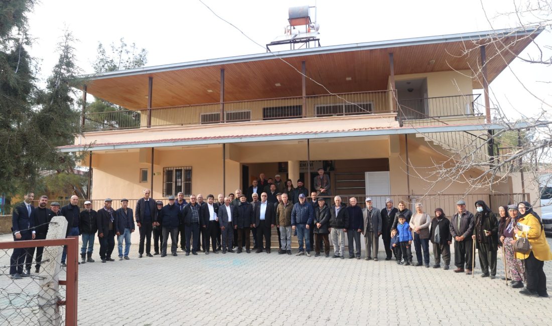 Denizli Mahallesi’nde gerçekleştirilen toplantıda konuşan Dulkadiroğlu Belediye Başkanı Mehmet Akpınar,