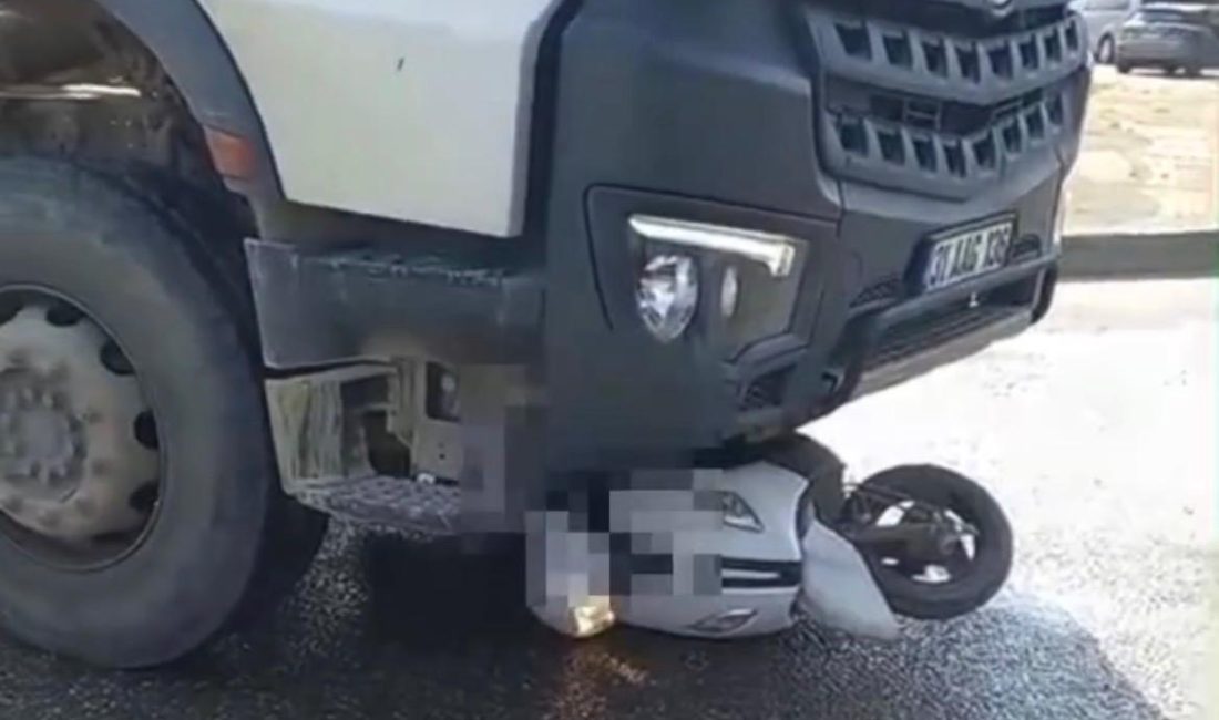 Henüz belirlenemeyen bir nedenle yaşanan kazada motosiklet ile beton mikseri