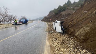 Tek taraflı yaralanmalı ve maddi hasarlı olarak kayıtlara geçen kazada,
