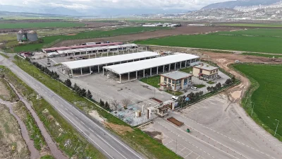 Proje kapsamında tesis içerisinde; hayvanların kontrollü şekilde bekletileceği padok alanı,