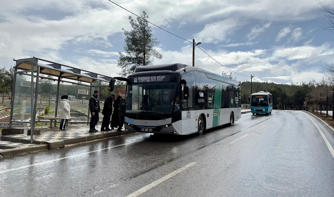 Büyükşehir, Bayramda Mezarlık Ziyaretlerini Ulaşım Desteğiyle Kolaylaştırdı Ahirete irtihal eden yakınlarını bayramda kabirleri başında ziyaret etmek isteyen