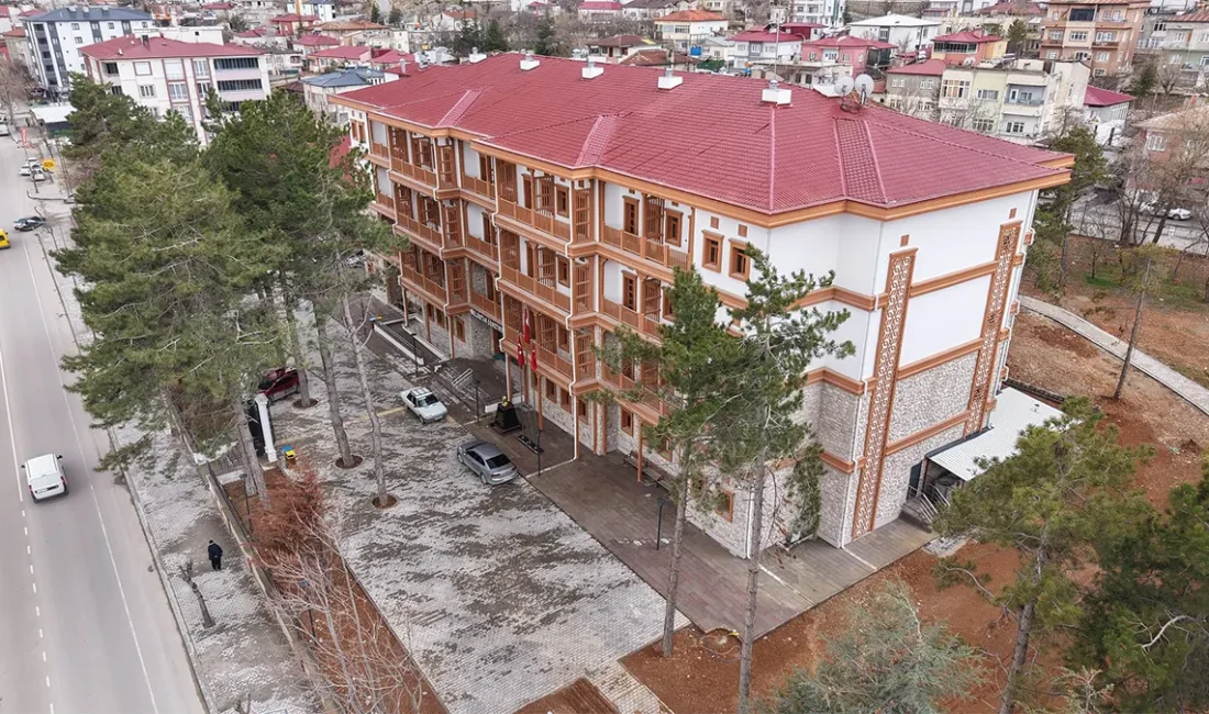 Millî Eğitim Bakanlığı tarafından Elbistan’da inşa edilen modern Öğretmenevi, konaklama