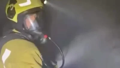 Kahramanmaraş’ın Pazarcık ilçesine bağlı Akçakoyunlu Mahallesi’nde bir çiftlikte çıkan yangın,