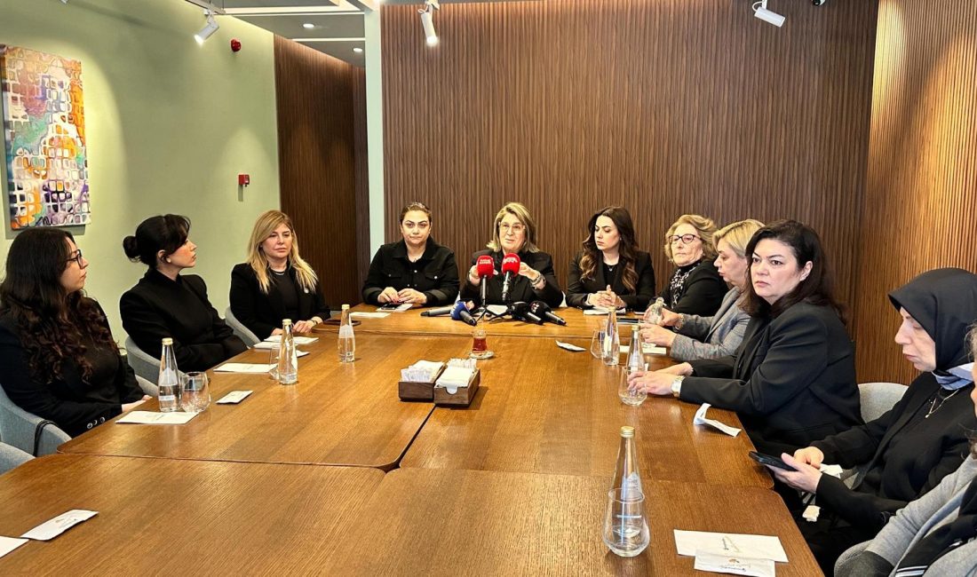 Düzenlenen basın toplantısında konuşan Arıkan, çocukların maruz kaldığı içeriklerin davranışları