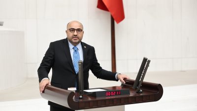 Siyasi polemiklere fırsat verilmemesi gerektiğine de değinen Şahin, bu konunun