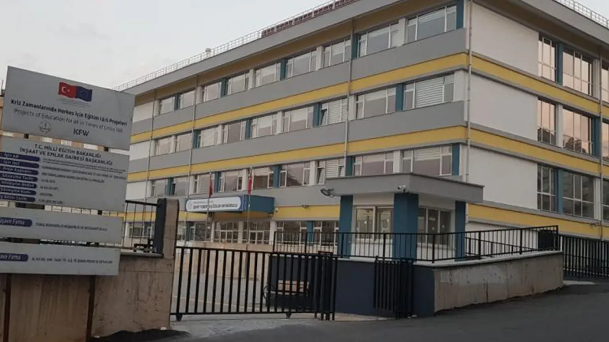 Sehit Tebernus Ozler Ortaokulu